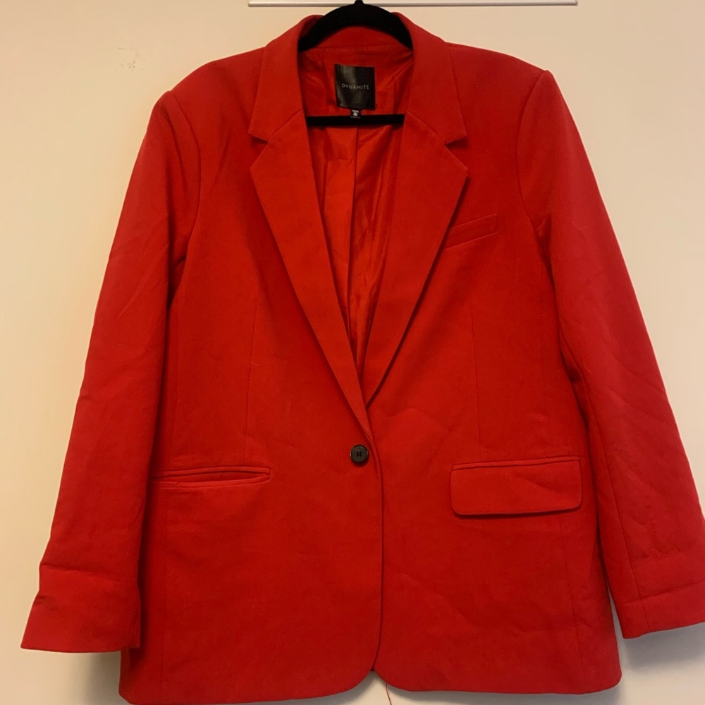 Red oversized blazer